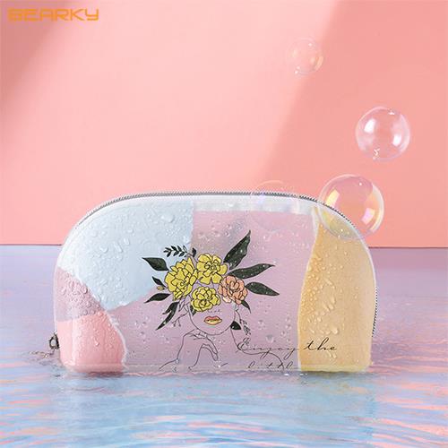 travel-makeup-pouch (10)